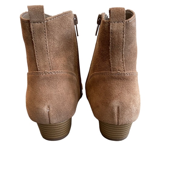 Steve Madden Girls JHipster Chelsea Boot Suede Taupe NWT - Picture 6 of 8